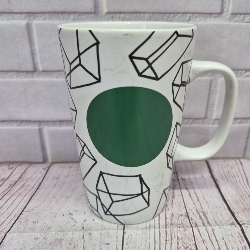 Starbucks 2014 White 16 oz Tall Ceramic Mug Geo Crystal Cube Design‎